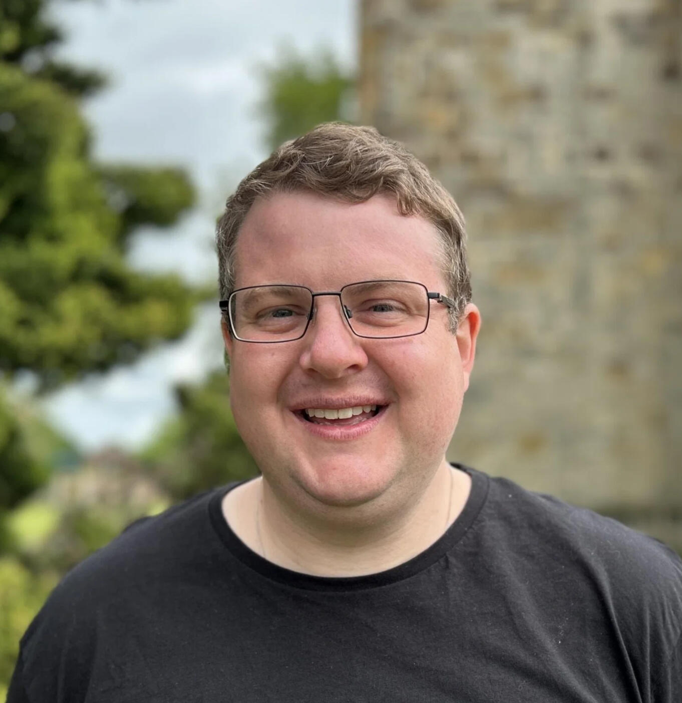 Picture of voice actor Cyril Townson smiling